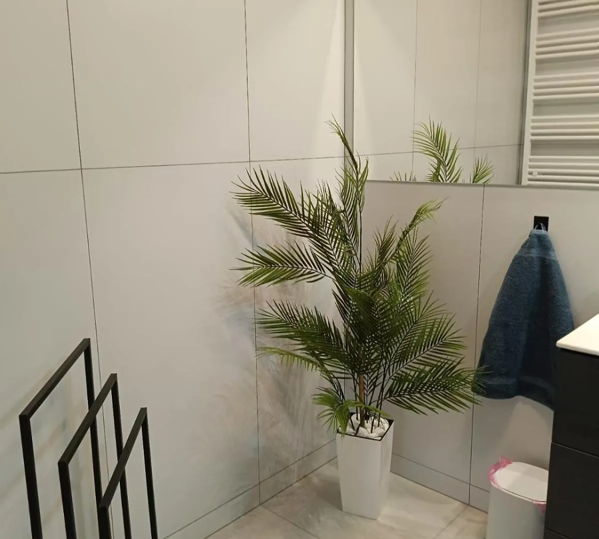 Apartament Zielony Zakatek Wroclaw Free Parking, Ochrona Apartment